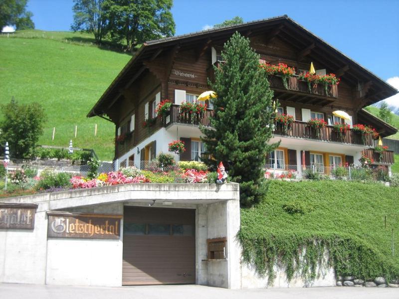 Hotel Gletschertal Гріндельвальд Екстер'єр фото